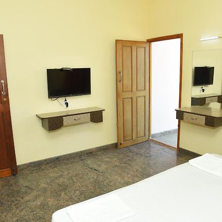 Thiruchendur Stayz Vairavel Residency Tiruchchendūr Εξωτερικό φωτογραφία