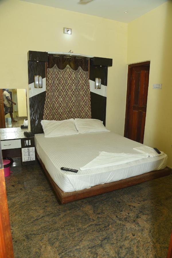 Thiruchendur Stayz Vairavel Residency Tiruchchendūr Εξωτερικό φωτογραφία